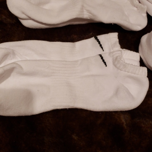 6 prs Nike No Show Socks - sz 8- 12 New - Picture 3 of 4